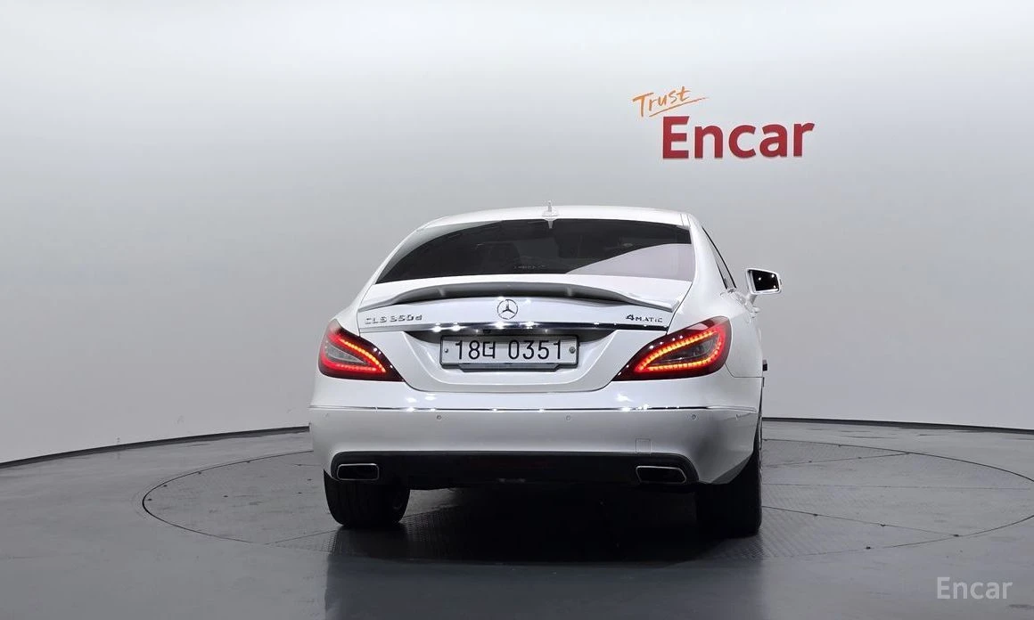 Mercedes-Benz CLS 350  - изображение 4