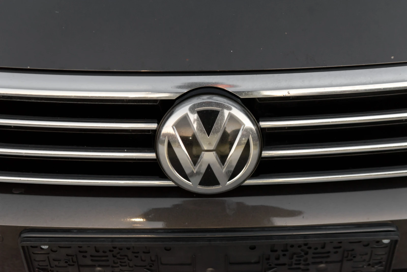 VW Passat 1.6tdi distronik led digital , снимка 7 - Автомобили и джипове - 53791392