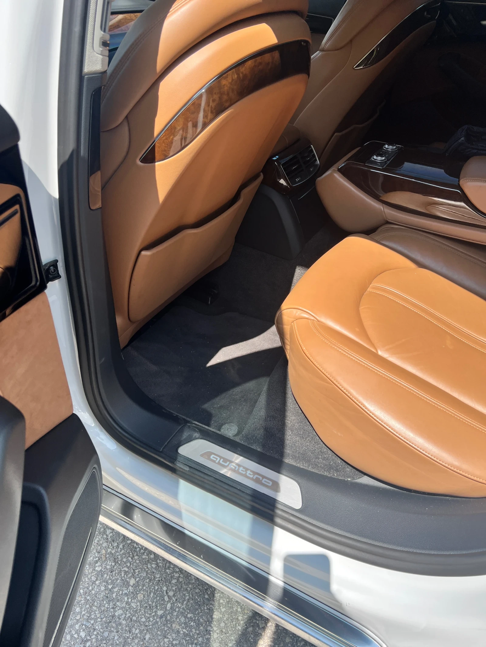 Audi A8, снимка 5 - Автомобили и джипове - 54665851