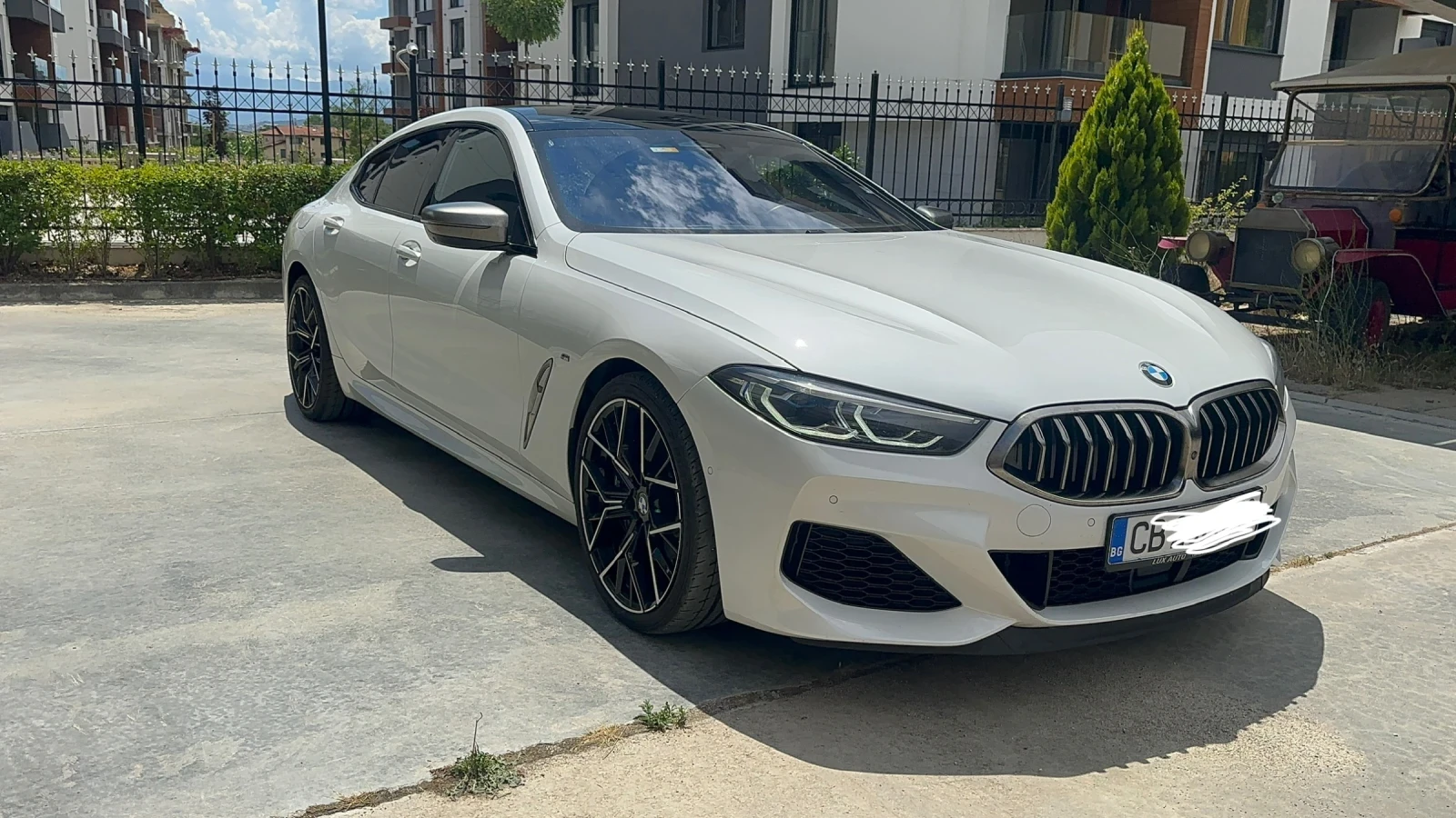 BMW 850 B&W * X-drive * FULL, снимка 3 - Автомобили и джипове - 54945875