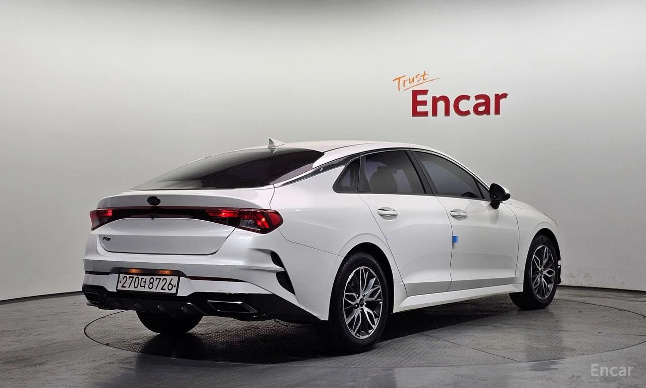 Kia K5 2.0 Trendy* КАМЕРА* ПОДГРЕВ* KEYLESS* КРАЙНА ЦЕНА*, снимка 3 - Автомобили и джипове - 55081425