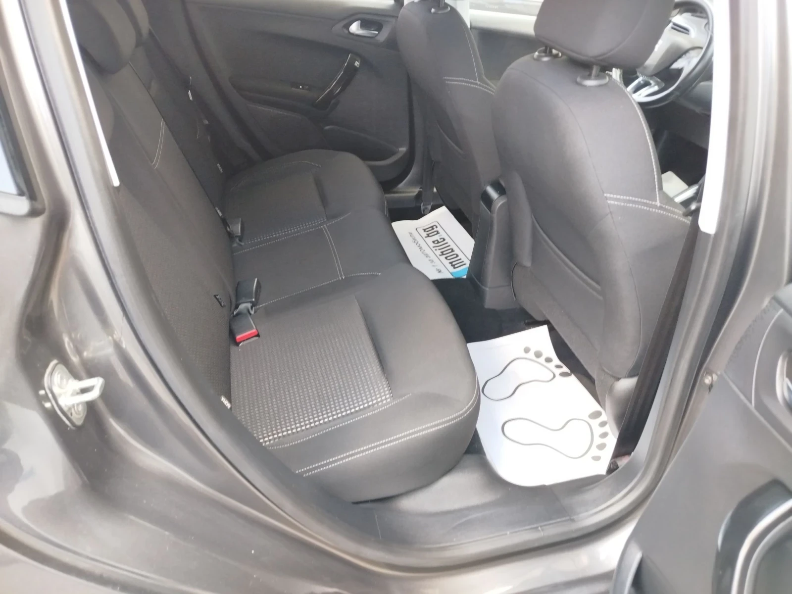 Peugeot 208 ALLURE -28хил.км.NEW, снимка 12 - Автомобили и джипове - 55326366