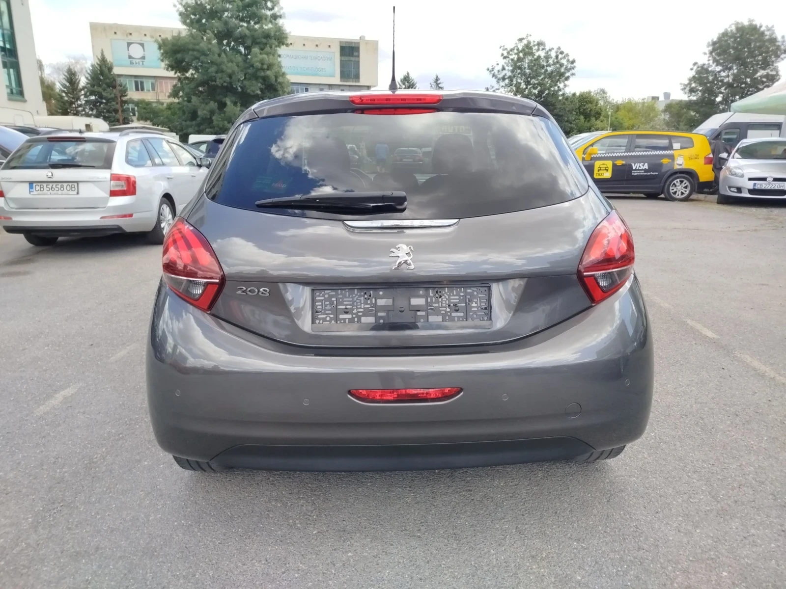 Peugeot 208 ALLURE -28хил.км.NEW, снимка 6 - Автомобили и джипове - 55326366