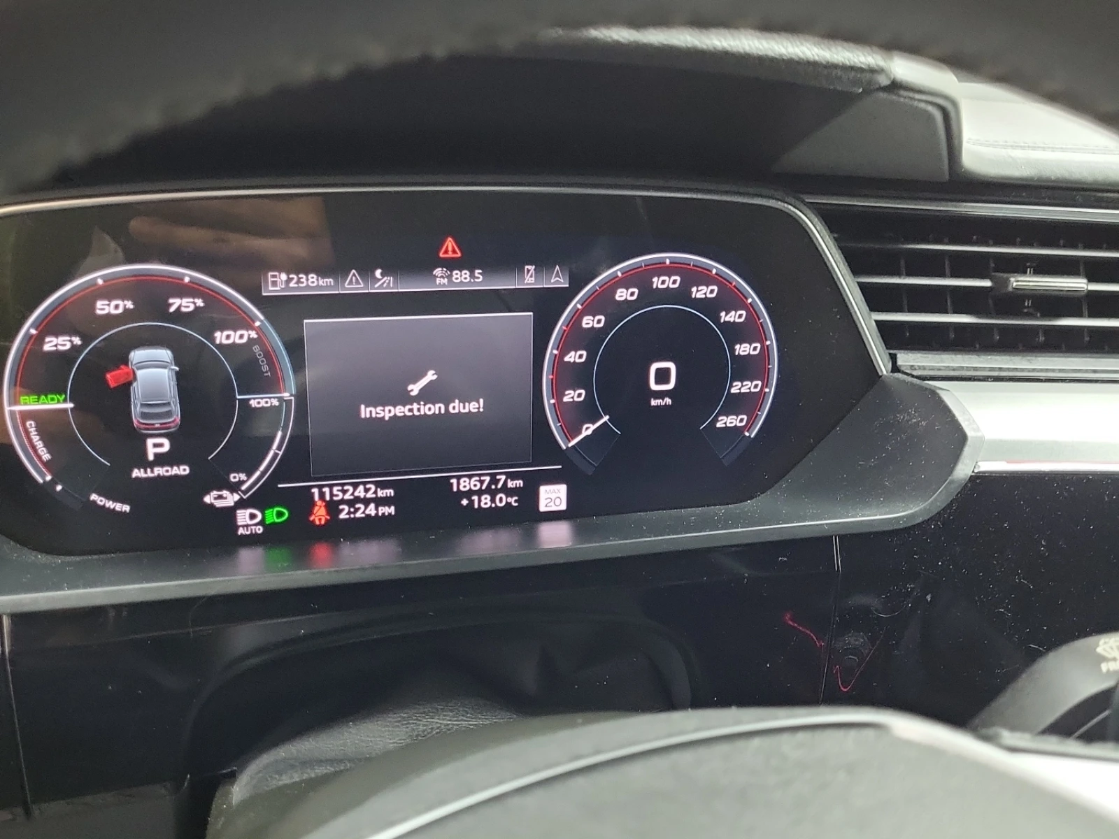 Audi E-Tron Sportback Technik, снимка 10 - Автомобили и джипове - 56040884
