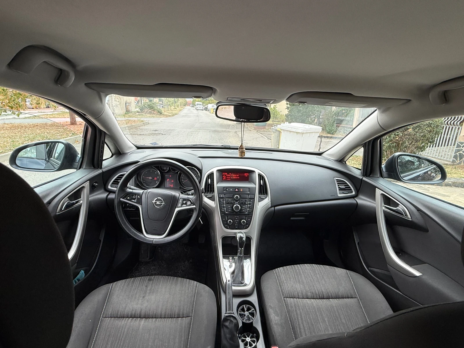 Opel Astra Хечбек, снимка 3 - Автомобили и джипове - 56041641