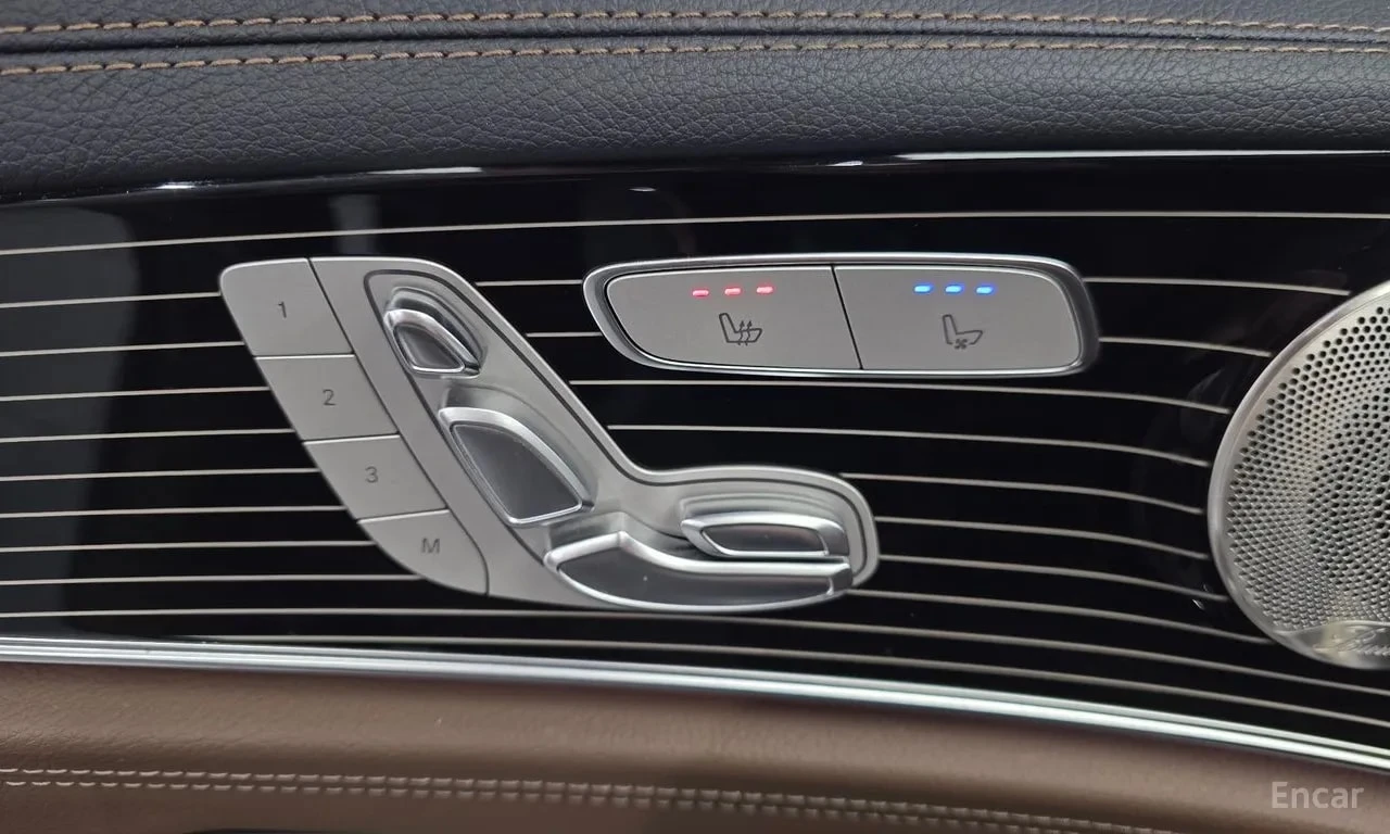 Mercedes-Benz E 450 E450 4MATIC Exclusive, снимка 14 - Автомобили и джипове - 56070111
