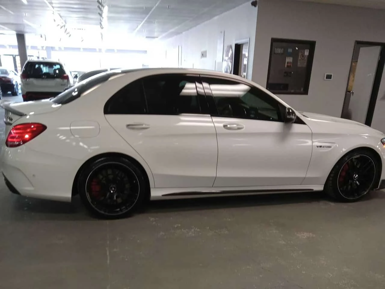 Mercedes-Benz C 63 AMG *  S * STAGE 2* АВТОКРЕДИТ БЕЗ ПЪРВОНАЧАЛНА ВНОСКА, снимка 3 - Автомобили и джипове - 56240812