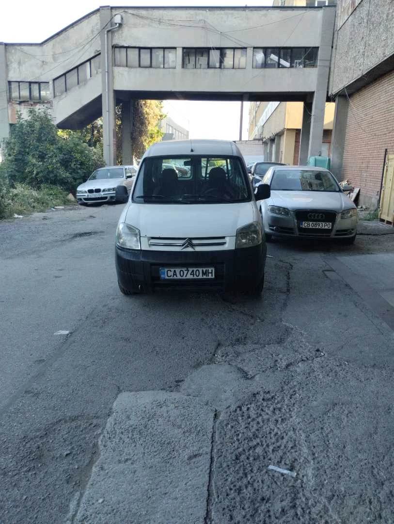 Citroen Berlingo, снимка 2 - Автомобили и джипове - 56425382