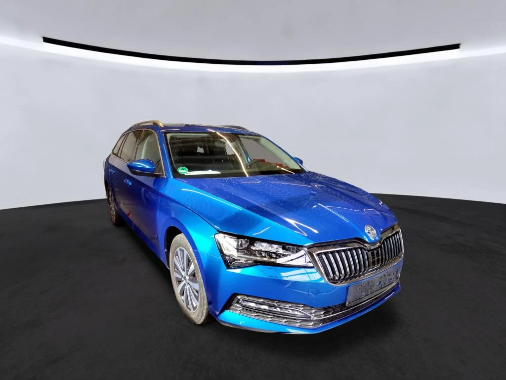 Skoda Superb 2.0 TSI Style Navi LED 