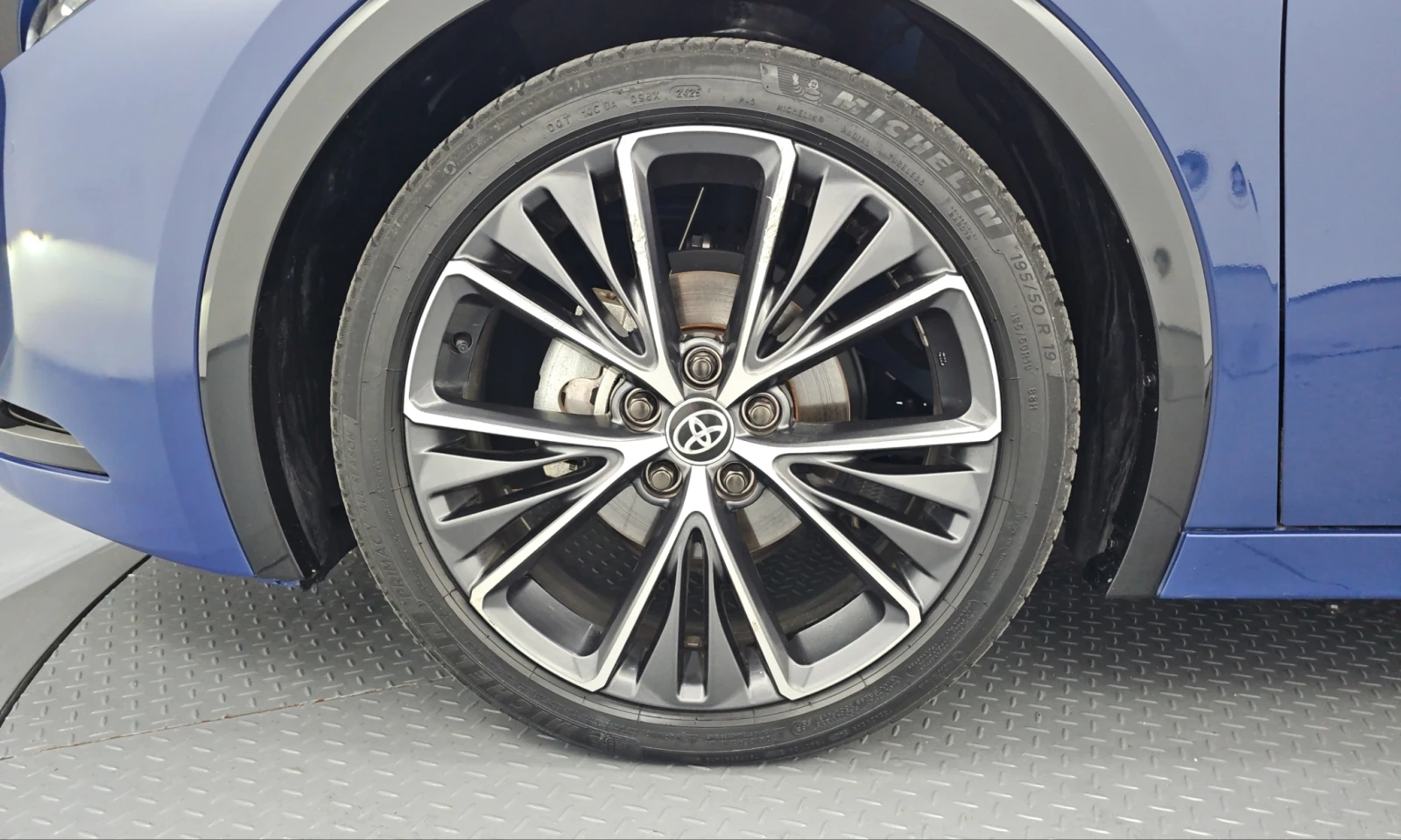 Toyota Prius 2.0 BLIND SPOT ��� ������ ����* encareu.com | Mobile.bg � ����������� 5