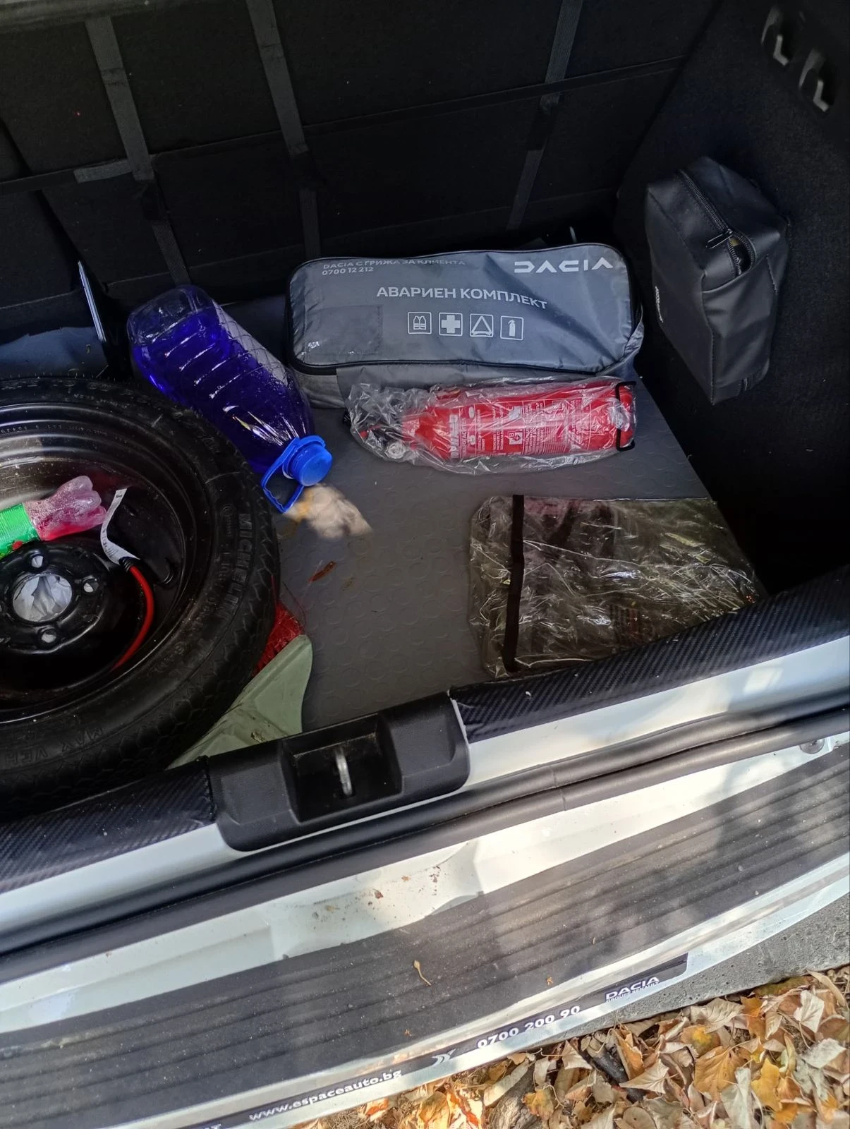 Dacia Sandero, снимка 9 - Автомобили и джипове - 56717735