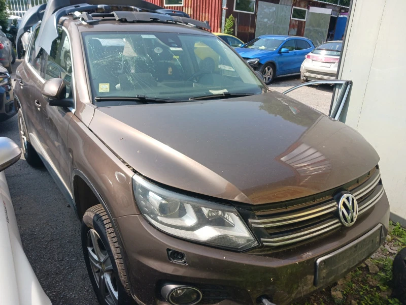 VW Tiguan, снимка 1 - Автомобили и джипове - 47827632