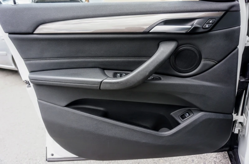 BMW X1 XLINE AUTO, снимка 5 - Автомобили и джипове - 50462087