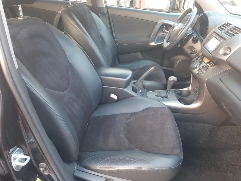 Toyota Rav4 2.0i AUTOMATIC NAVI КОЖА ГАЗ-БЕНЗИН , снимка 13 - Автомобили и джипове - 52485055