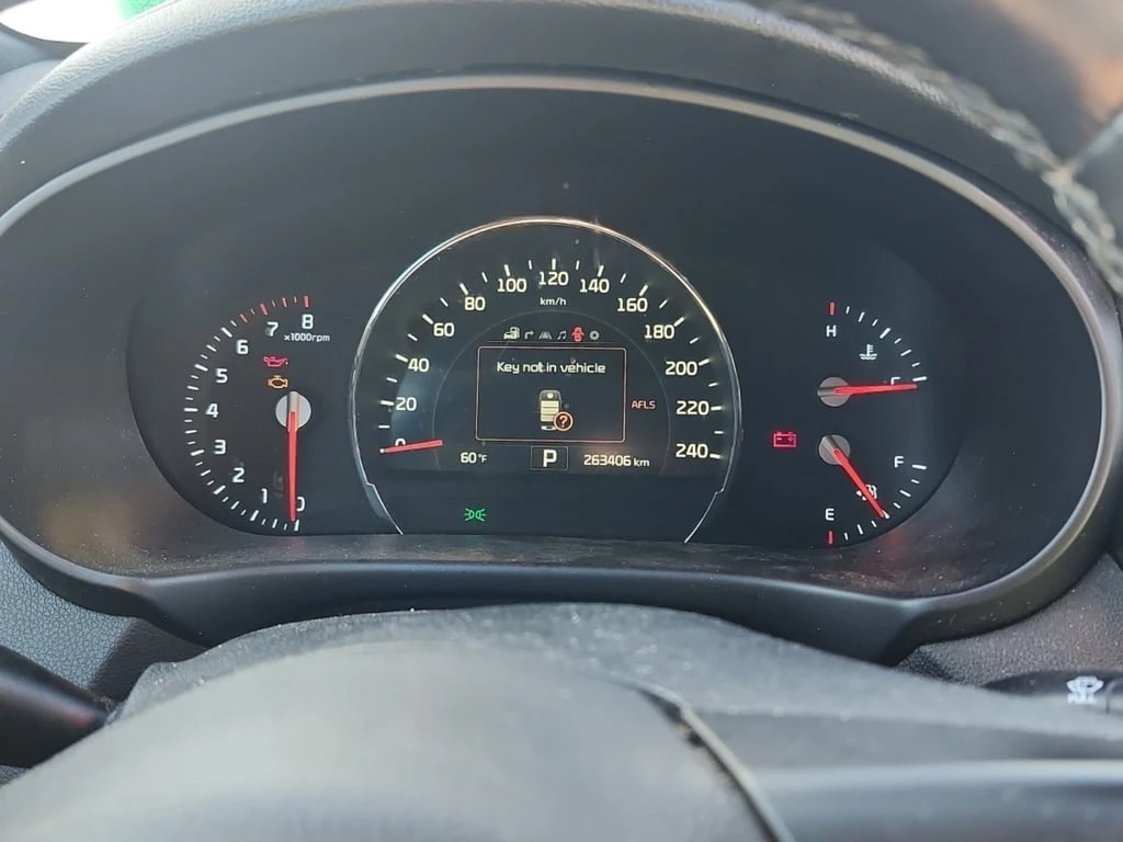 Kia Sorento * SX V6 * CARFAX * БЕЗ ПЪРВОНАЧАЛНА ВНОСКА - изображение 8