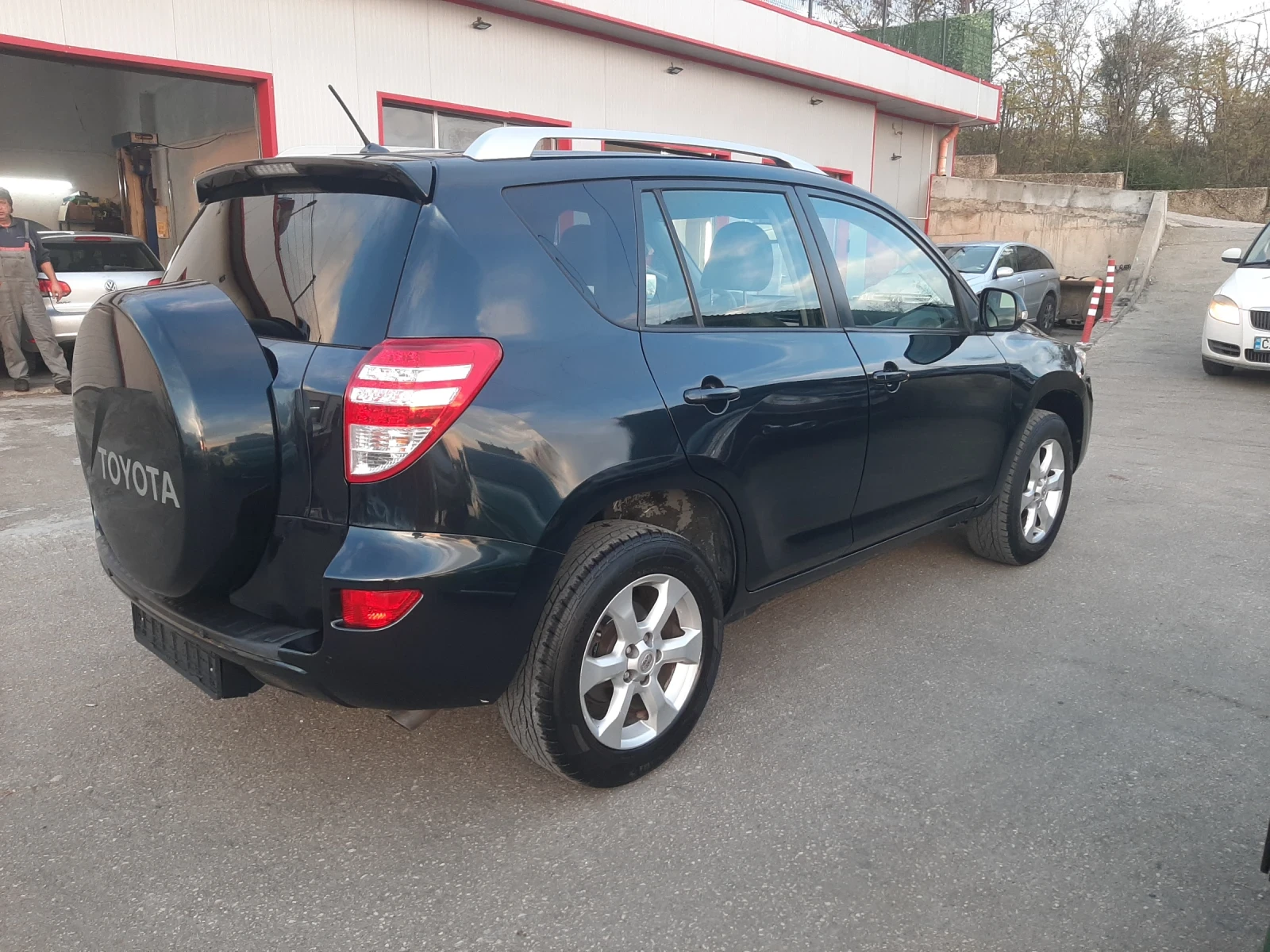 Toyota Rav4 2.0i AUTOMATIC NAVI КОЖА ГАЗ-БЕНЗИН  - изображение 5