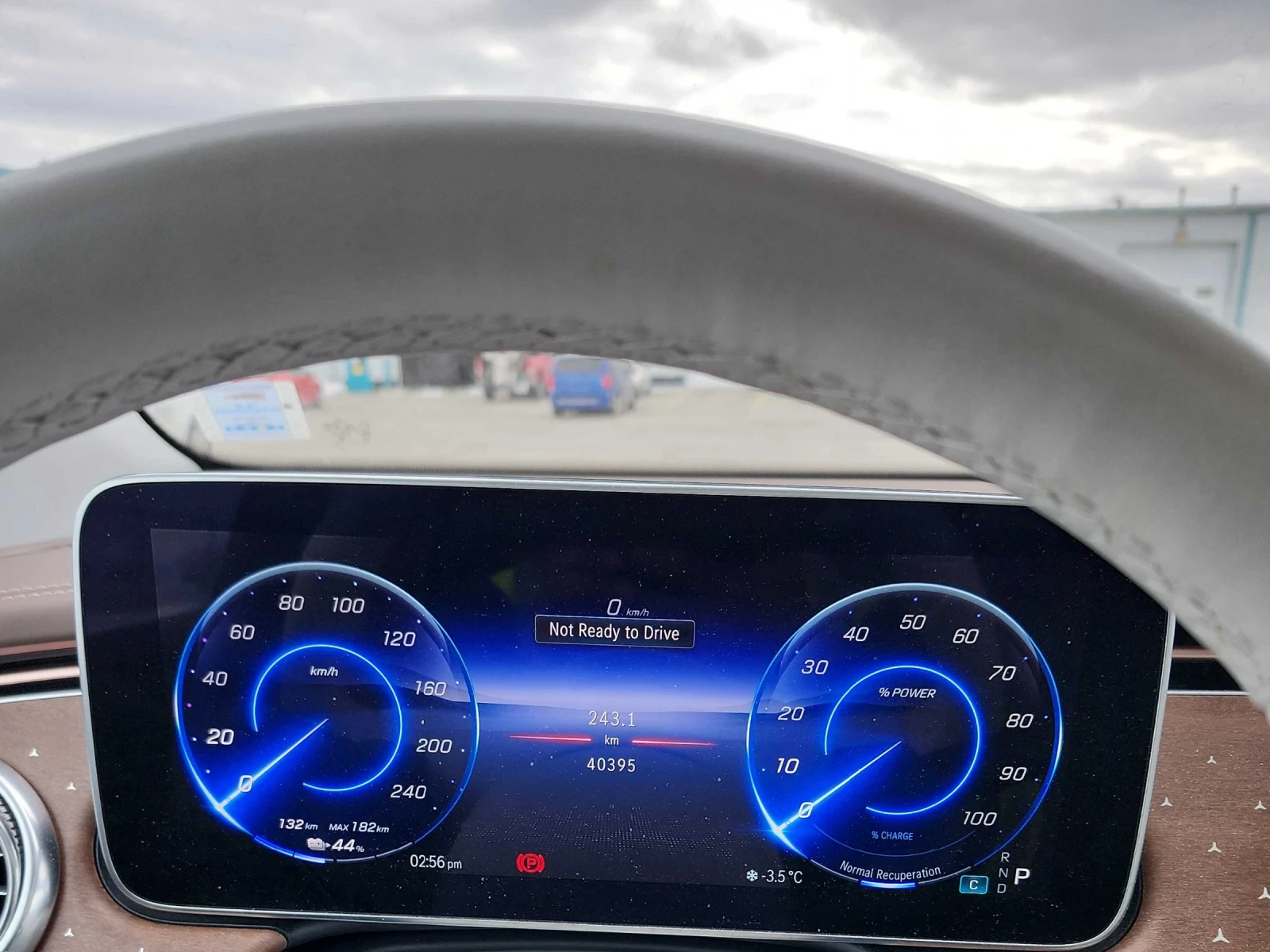 Mercedes-Benz EQE 350 4MATIC, снимка 8 - Автомобили и джипове - 53728519