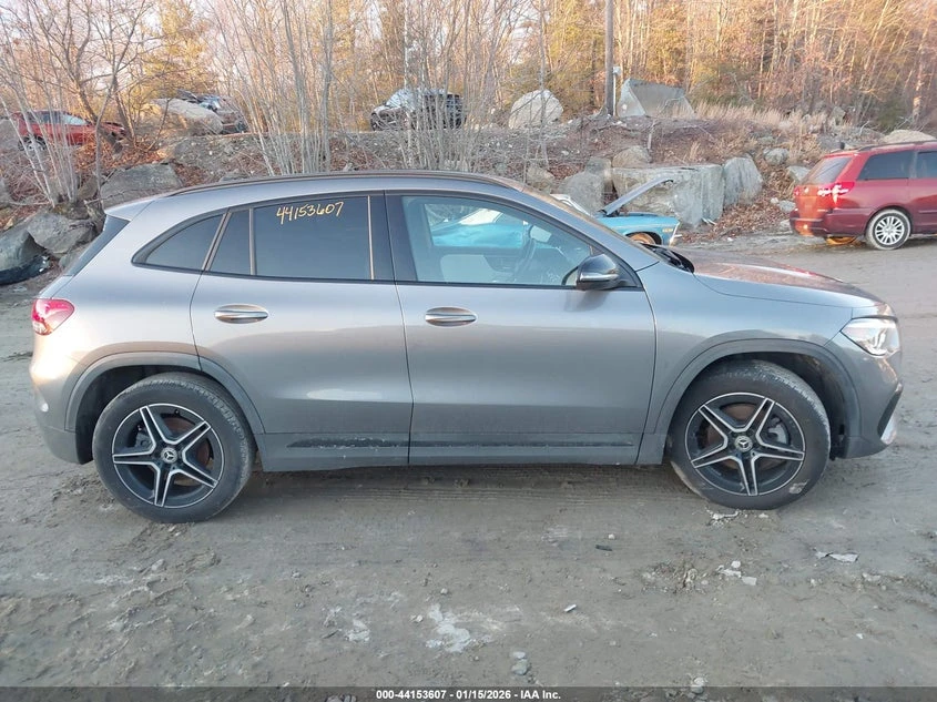 Mercedes-Benz GLA 250 2l 4Matic, снимка 13 - Автомобили и джипове - 53964960