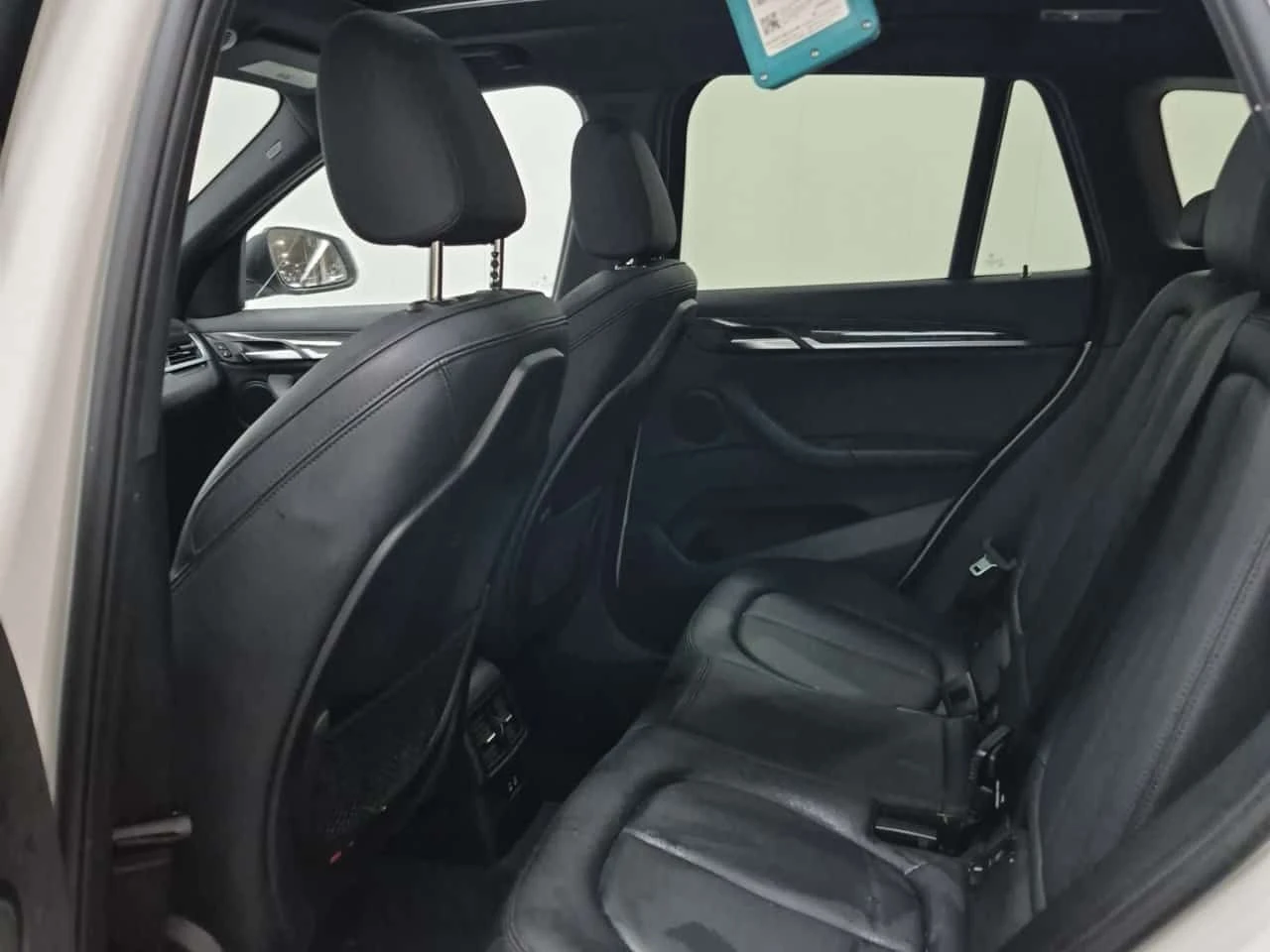 BMW X1 XDRIVE28I| ПОДГРЕВИ| ПАМЕТ| 2 КЛЮЧА| , снимка 12 - Автомобили и джипове - 54615422