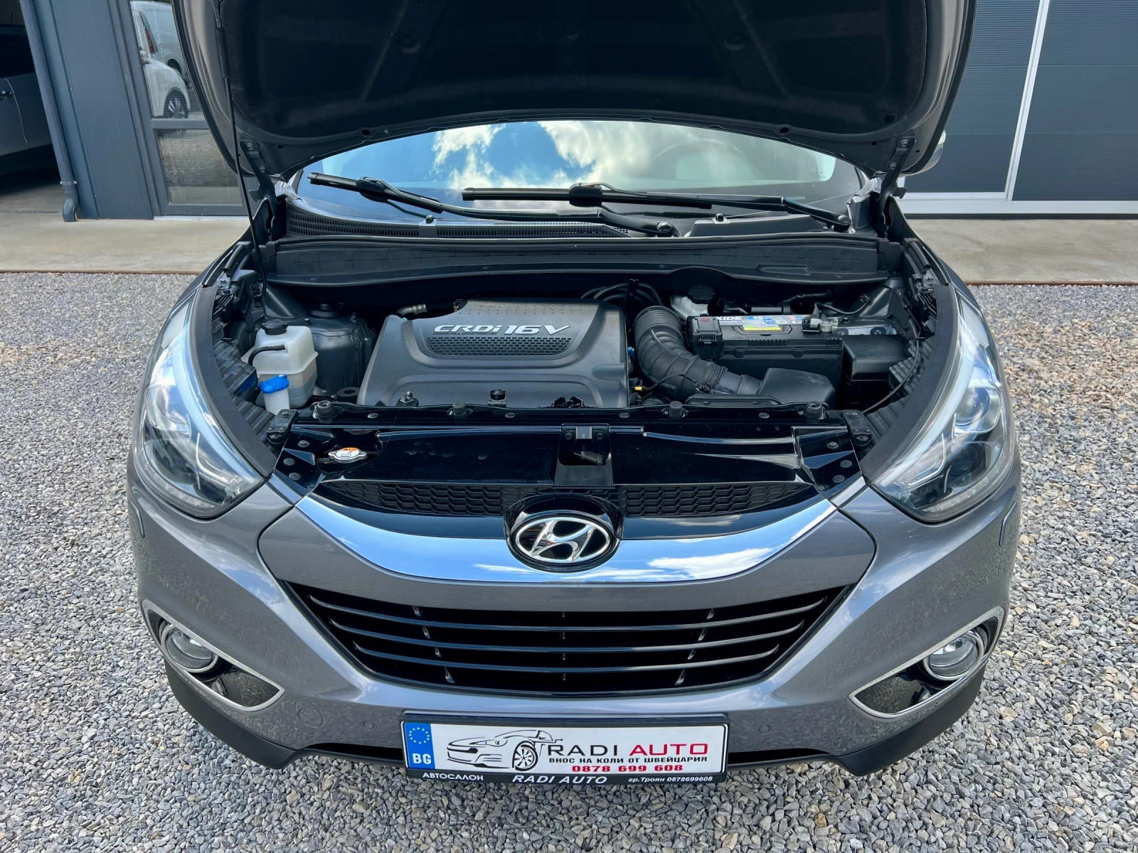 Hyundai IX35 2.0CRDi 185 4x4 Vertex ШВЕЙЦАРИЯ, снимка 6 - Автомобили и джипове - 54623119