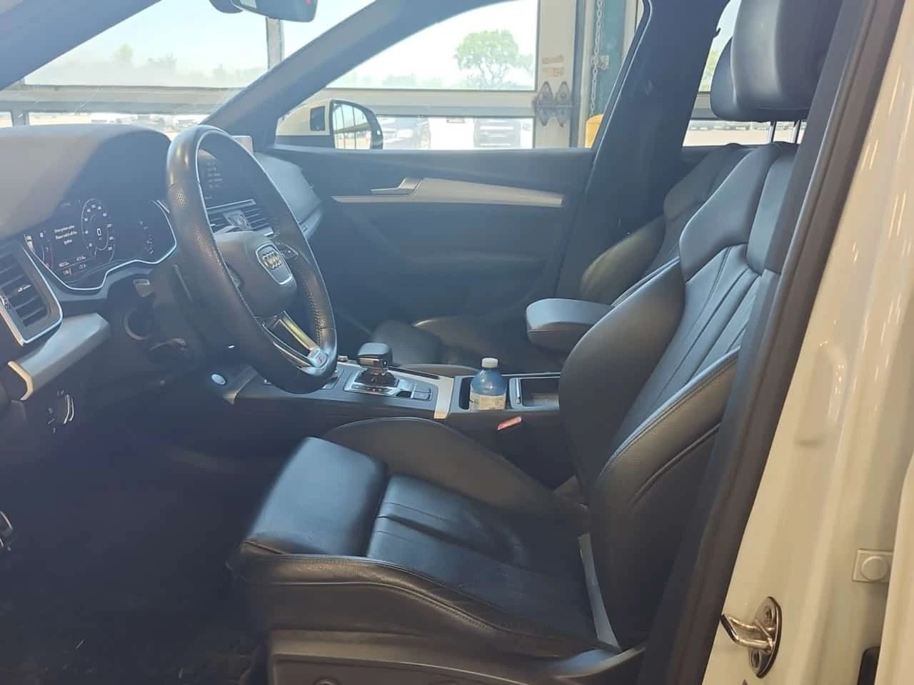 Audi Q5 * PROGRESSIV * ПОДГРЕВИ * 2 КЛЮЧА * ПАНО * CARFAX, снимка 5 - Автомобили и джипове - 54847689