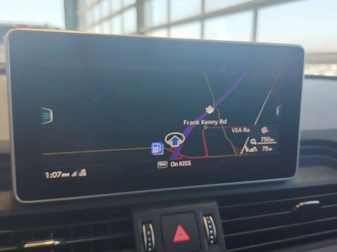 Audi Q5 * PROGRESSIV * ПОДГРЕВИ * 2 КЛЮЧА * ПАНО * CARFAX, снимка 11 - Автомобили и джипове - 54847689
