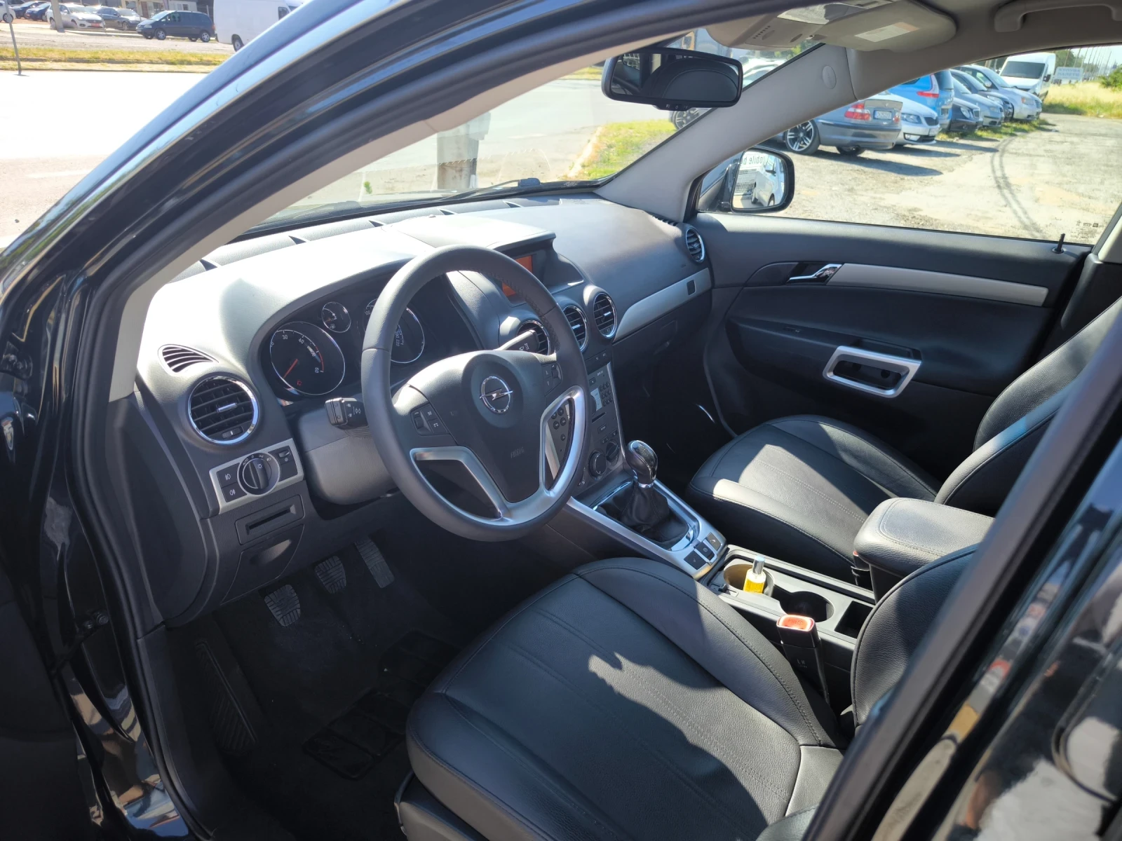 Opel Antara 2.2 CDTI, снимка 9 - Автомобили и джипове - 54999939