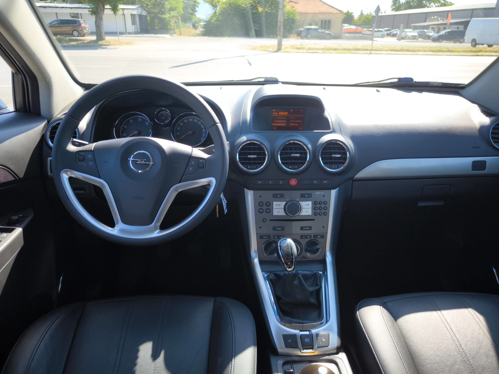 Opel Antara 2.2 CDTI, снимка 10 - Автомобили и джипове - 54999939