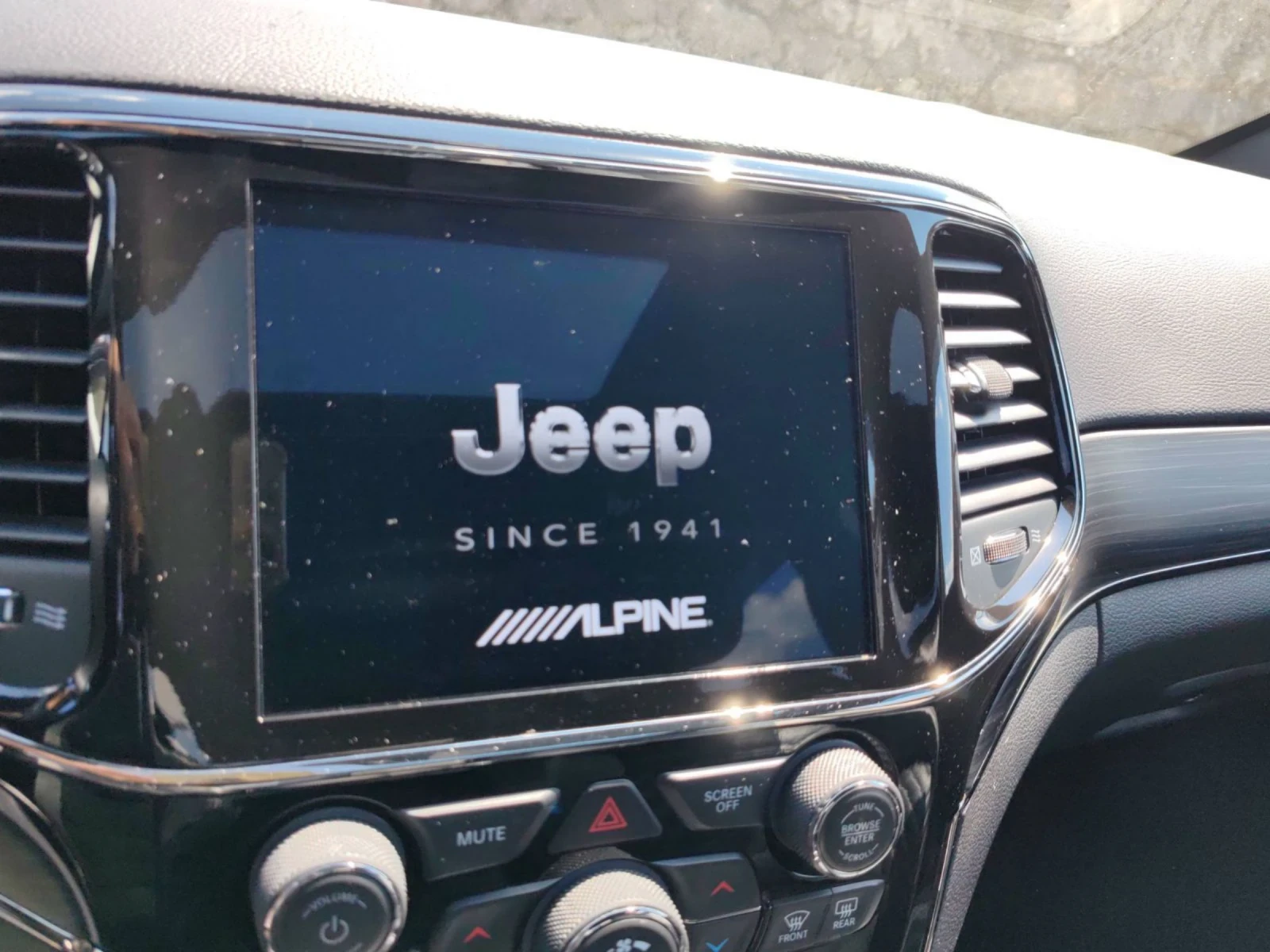 Jeep Grand cherokee Limited X , снимка 13 - Автомобили и джипове - 55003146