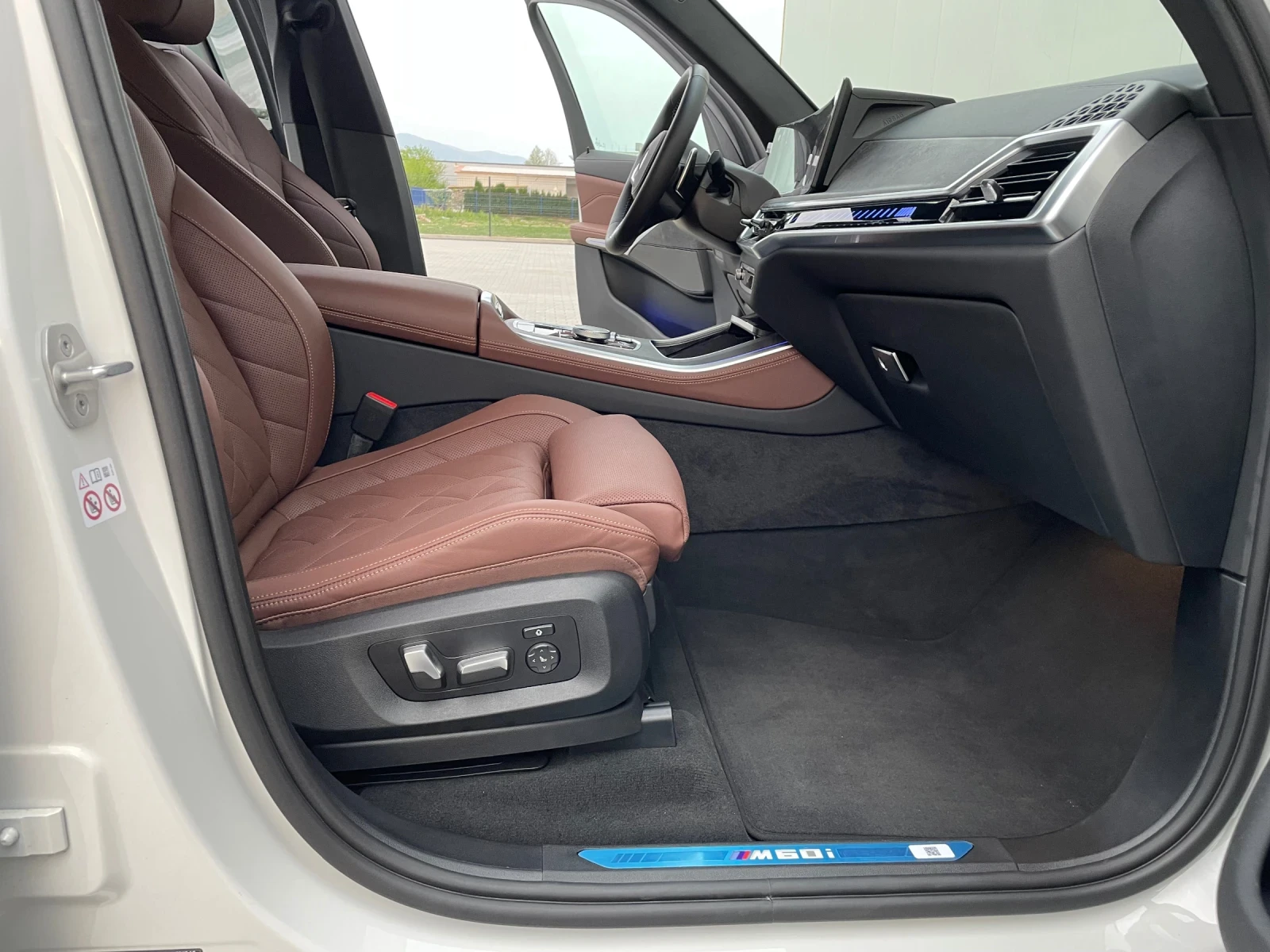 BMW X5 M60i/Soft-Close/HUD/H&K/IAS/HSR, снимка 16 - Автомобили и джипове - 55613345