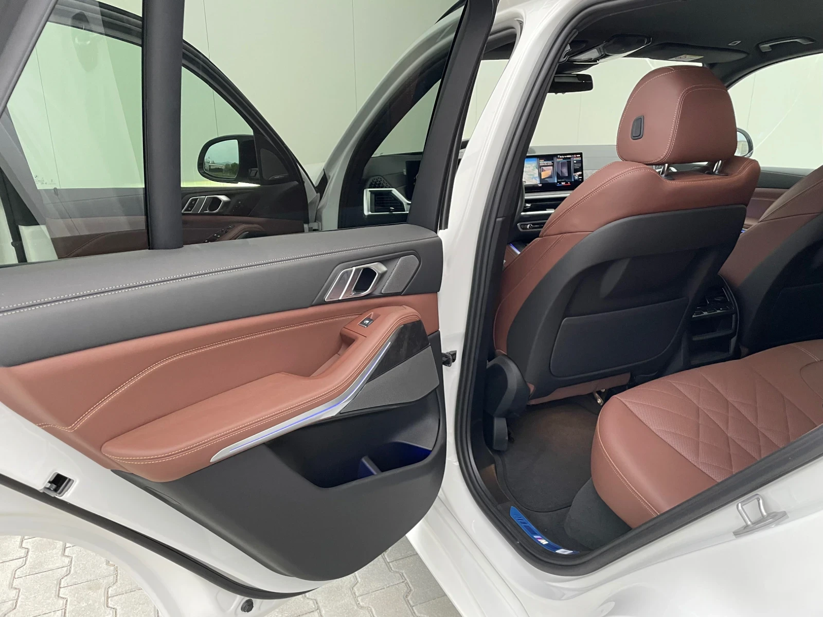 BMW X5 M60i/Soft-Close/HUD/H&K/IAS/HSR, снимка 17 - Автомобили и джипове - 55613345