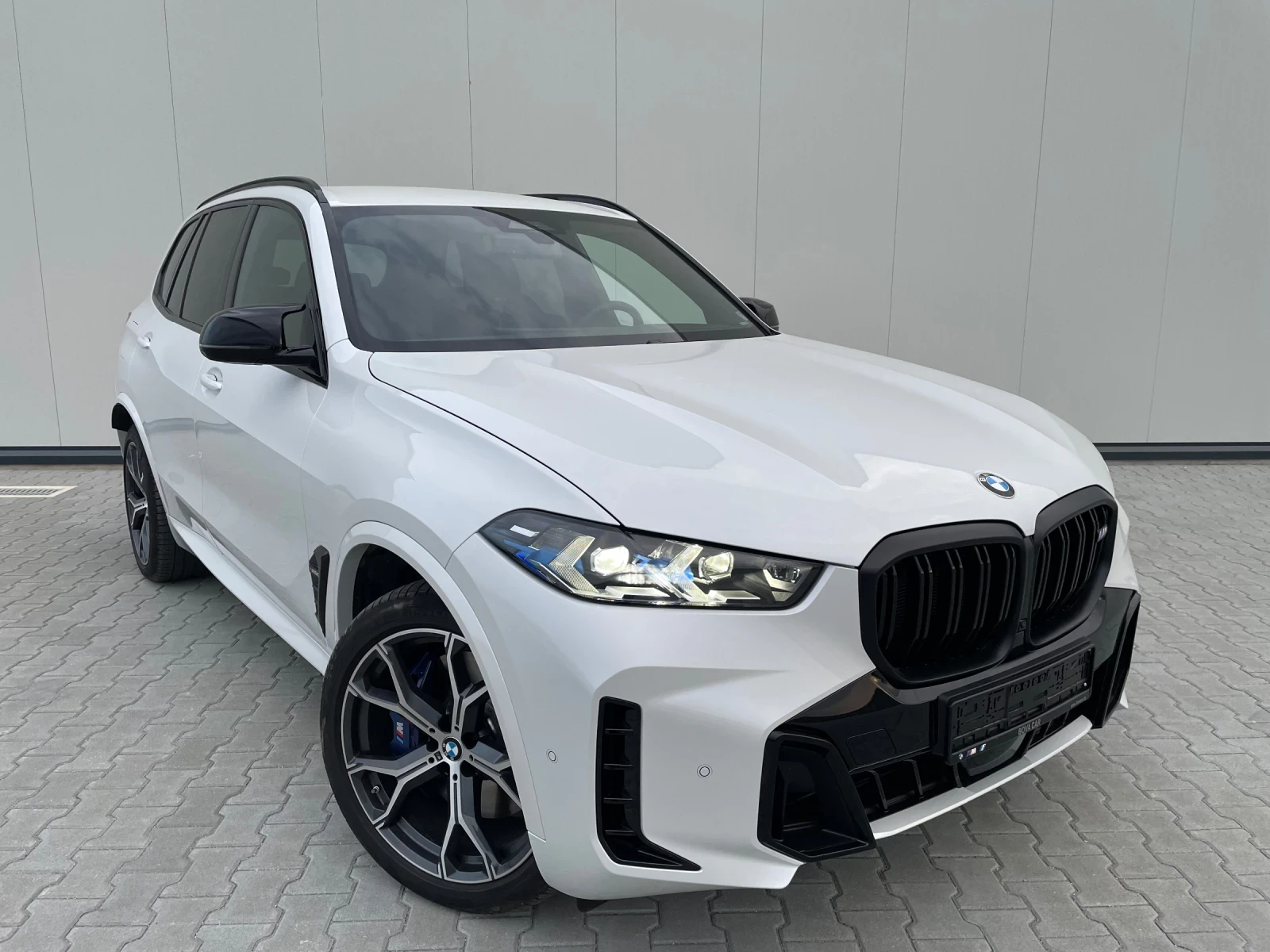 BMW X5 M60i/Soft-Close/HUD/H&K/IAS/HSR, снимка 4 - Автомобили и джипове - 55613345