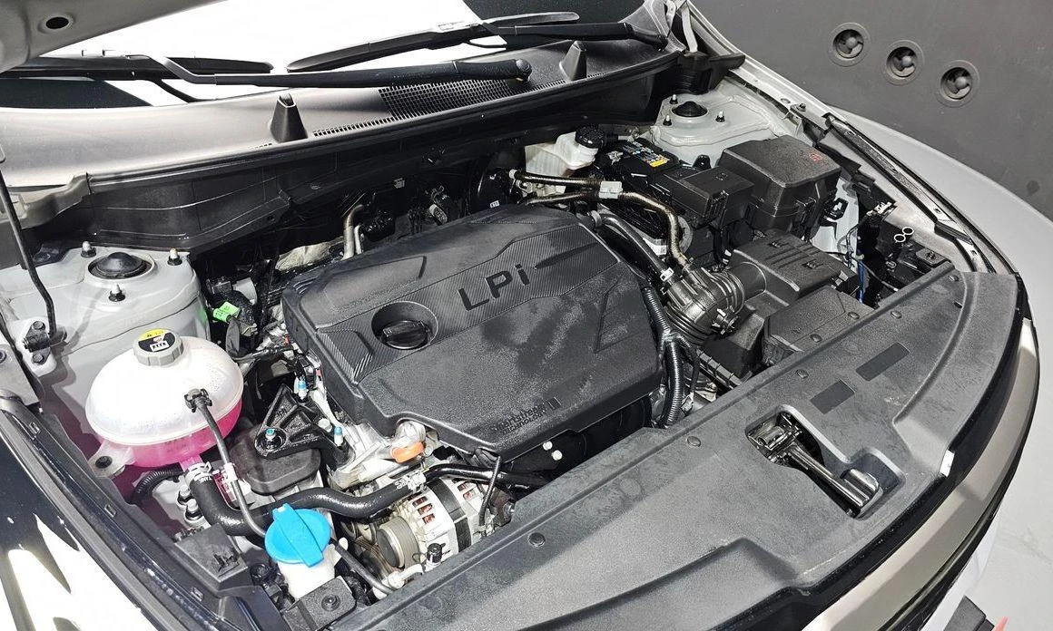 Kia Sportage LPG 2.0 2WD Noblesse  * koreiskikoli.bg * , снимка 6 - Автомобили и джипове - 55627797