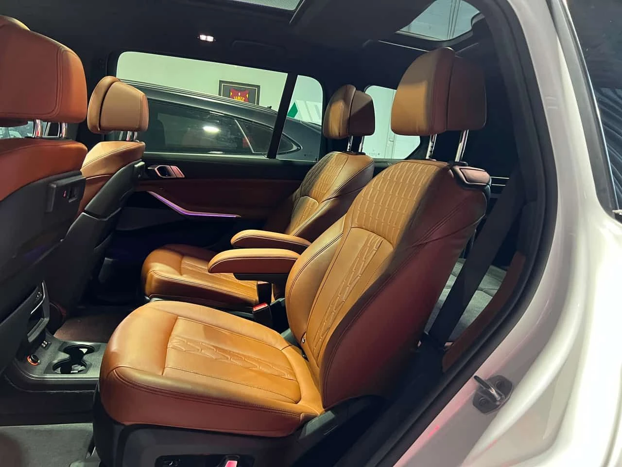 BMW X7 * xDrive40i * АВТОКРЕДИТ БЕЗ ПЪРВОНАЧАЛНА ВНОСКА* , снимка 9 - Автомобили и джипове - 55659478