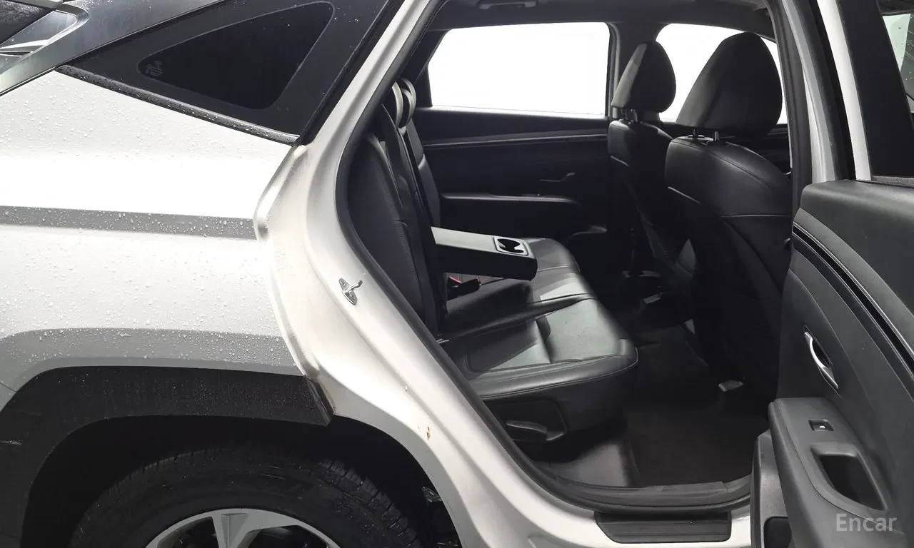 Hyundai Tucson КРАЙНА ЦЕНА ДО БЪЛГАРИЯ, снимка 11 - Автомобили и джипове - 56302439