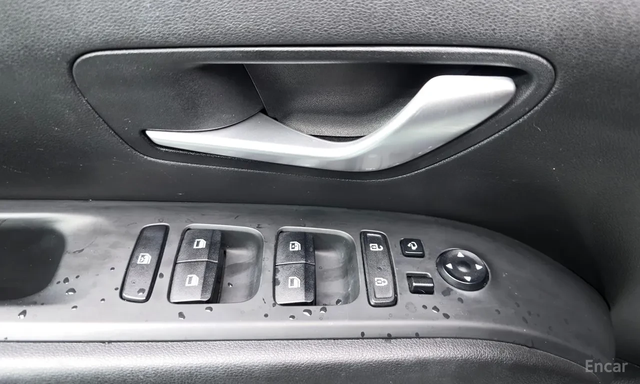 Hyundai Tucson КРАЙНА ЦЕНА ДО БЪЛГАРИЯ, снимка 17 - Автомобили и джипове - 56302439
