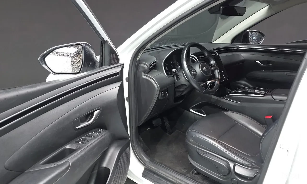 Hyundai Tucson КРАЙНА ЦЕНА ДО БЪЛГАРИЯ, снимка 10 - Автомобили и джипове - 56302439