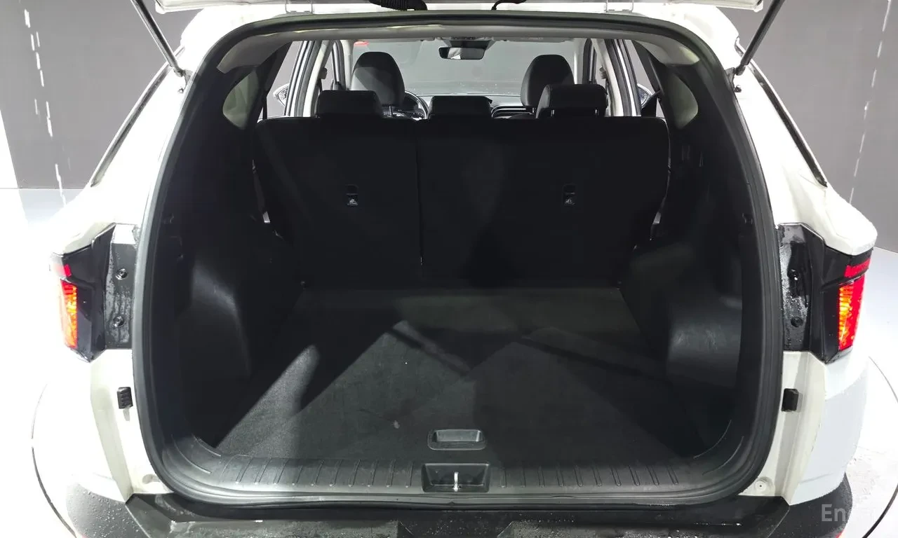 Hyundai Tucson КРАЙНА ЦЕНА ДО БЪЛГАРИЯ, снимка 16 - Автомобили и джипове - 56302439