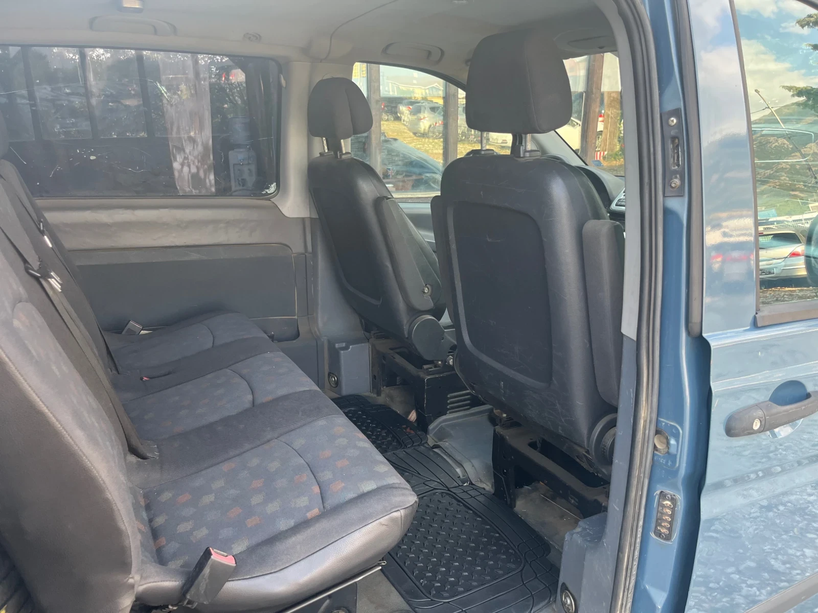 Mercedes-Benz Vito 115CDI 5 места Клима, снимка 8 - Бусове и автобуси - 55610120