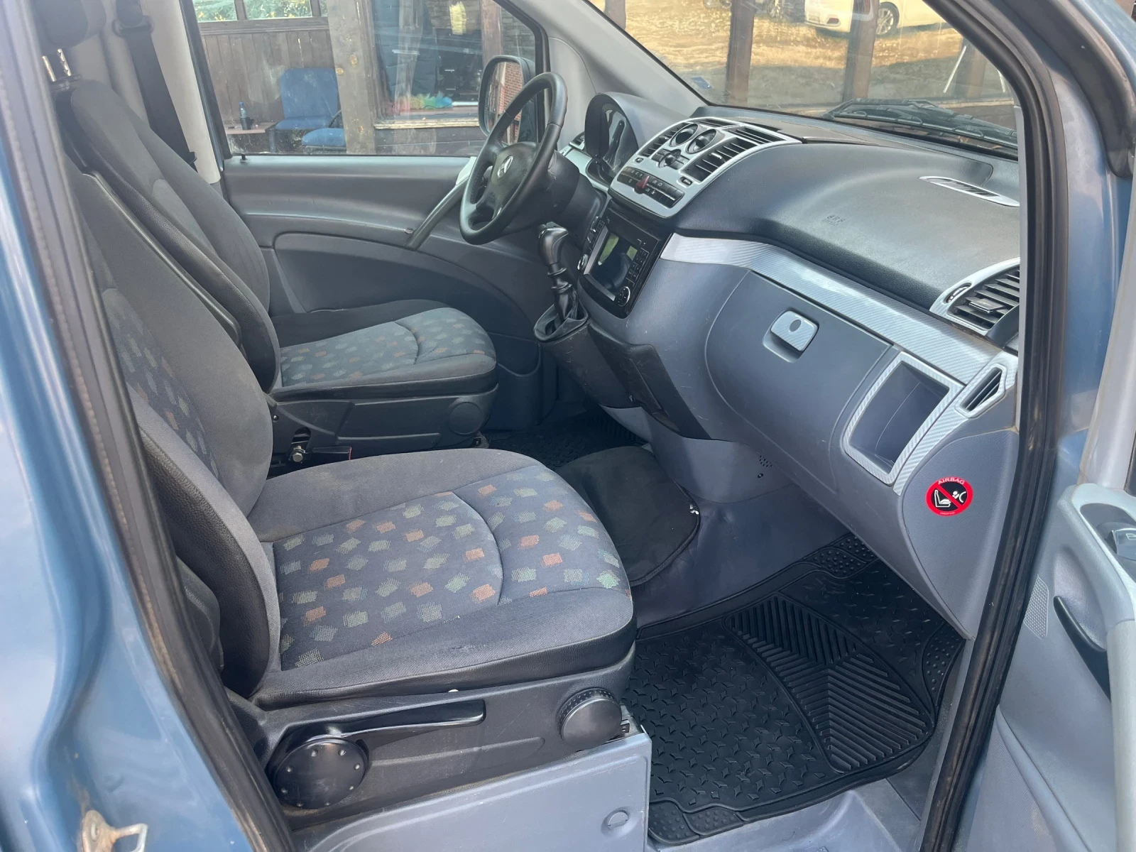 Mercedes-Benz Vito 115CDI 5 места Клима, снимка 9 - Бусове и автобуси - 55610120