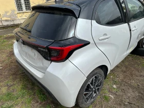 Toyota Yaris 1.5-Hybrid, снимка 12