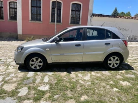 Kia Rio 1.4i 75ks KLIMATIK, снимка 2