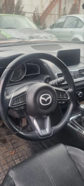 Mazda 3, снимка 1