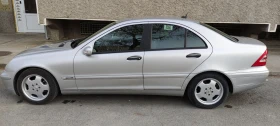 Mercedes-Benz C 200, снимка 4