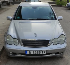 Mercedes-Benz C 200, снимка 3