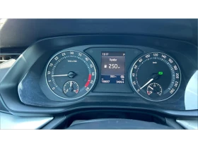 Skoda Octavia 2.0 TDi 4X4 A/T, Месечна вноска от 299  , снимка 15