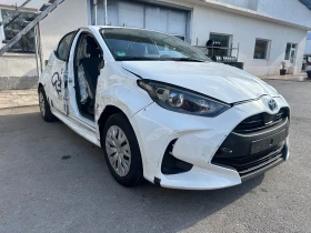 Toyota Yaris 1.5-Hybrid - изображение 1