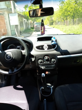 Renault Clio, снимка 4 - Автомобили и джипове - 45492978