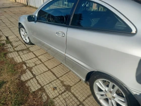 Mercedes-Benz C 220 Спорт купе, снимка 5