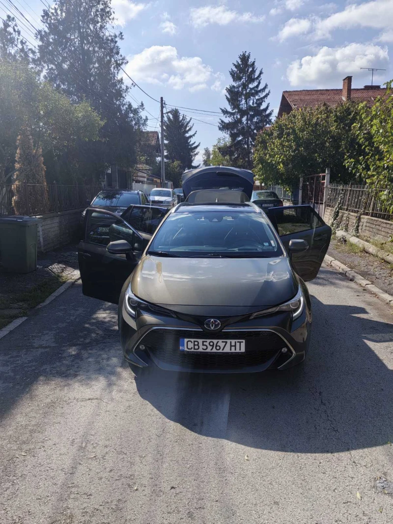 Toyota Corolla 2.0 HSD LUXARY PANO ROOF, снимка 1 - Автомобили и джипове - 47556358